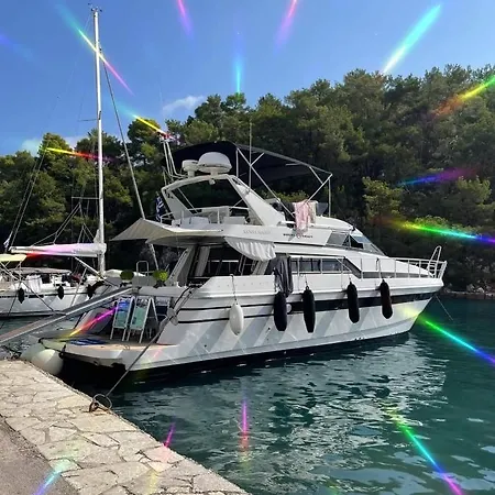 Santa Maria Botel Gaios